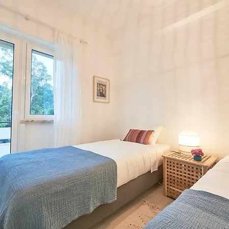 Light Apartment With Amazing Balcony, By Timecooler Lissabon Buitenkant foto